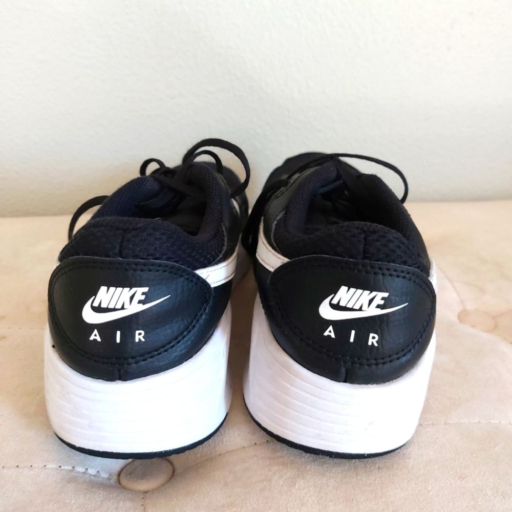 Nike Air Max Excee Black White Athletic Sneakers CZ5358( 2.5) boys size.7 - Picture 3 of 12